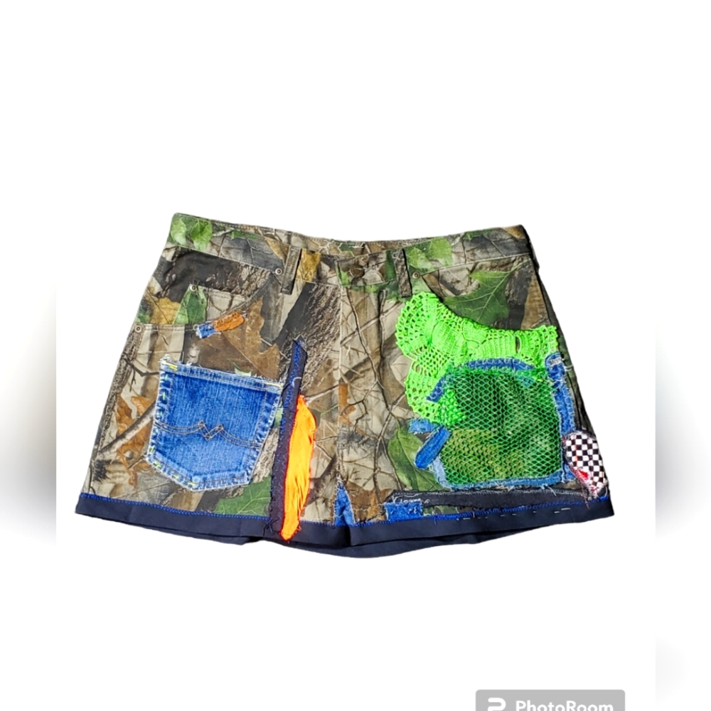 Camouflage mino skirt